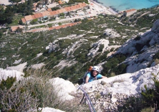  Erleben Sie ein Kletterabenteuer in der Natur 